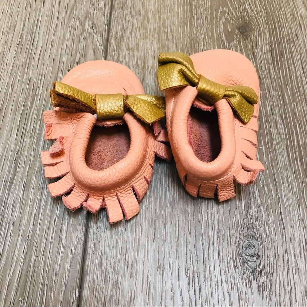SOFT SOLE FRINGE MOCCASINS PINK GOLD 4C